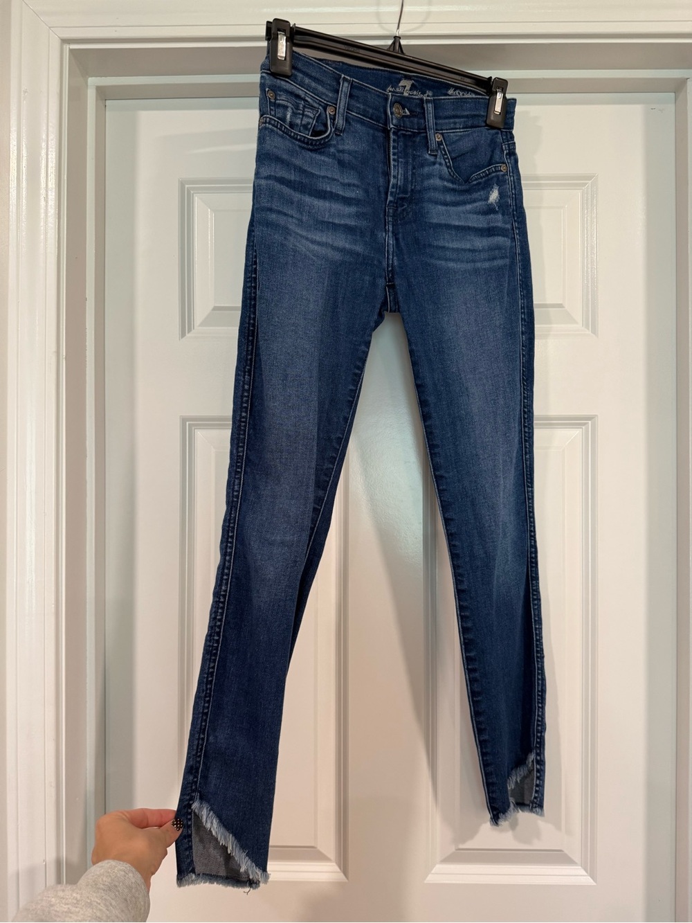 7 For All Mankind Dark Blue Ankle Crop Skinny Jeans